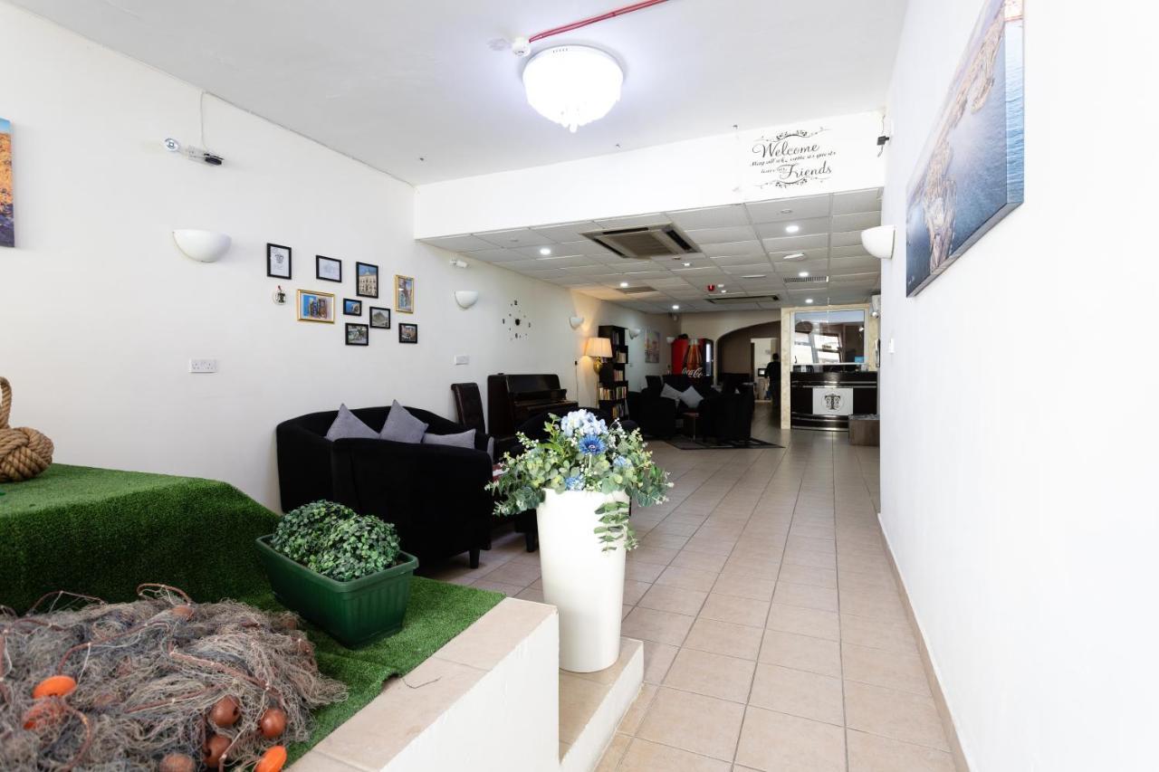 Tarona Guesthouse St. Paul's Bay Bagian luar foto