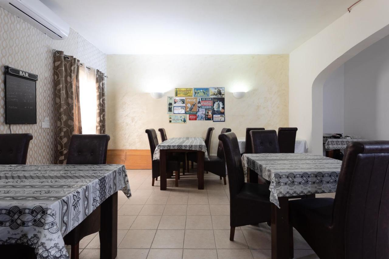 Tarona Guesthouse St. Paul's Bay Bagian luar foto
