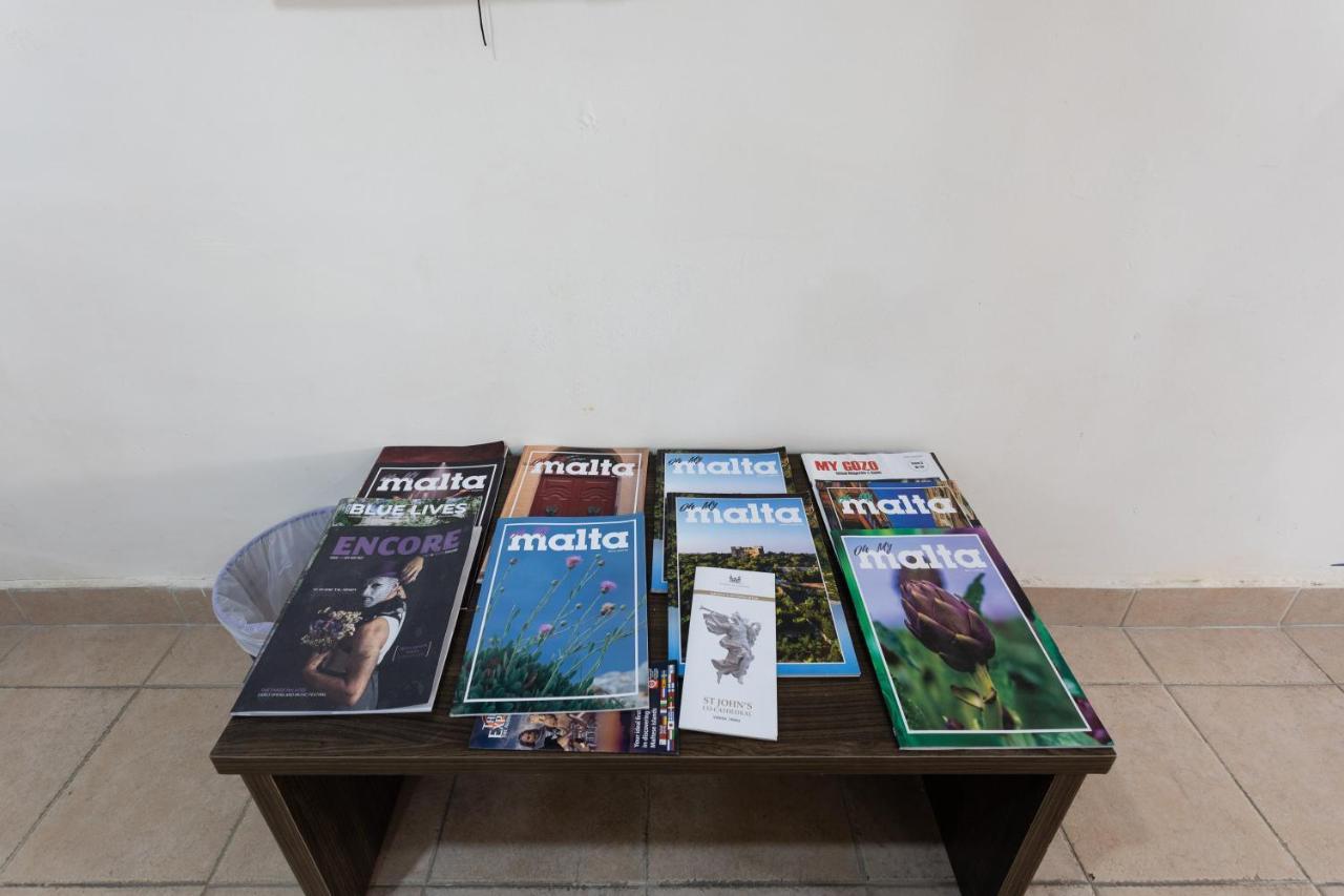 Tarona Guesthouse St. Paul's Bay Bagian luar foto