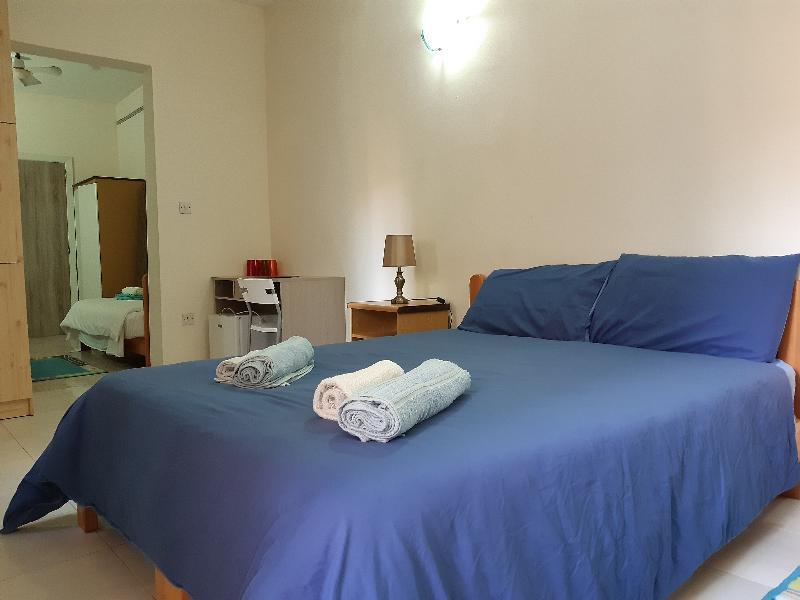 Tarona Guesthouse St. Paul's Bay Bagian luar foto