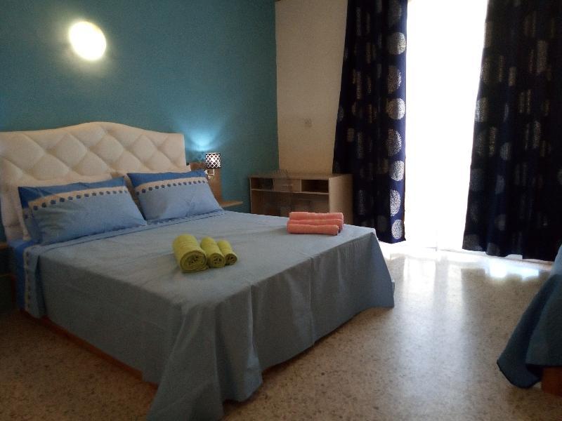 Tarona Guesthouse St. Paul's Bay Bagian luar foto